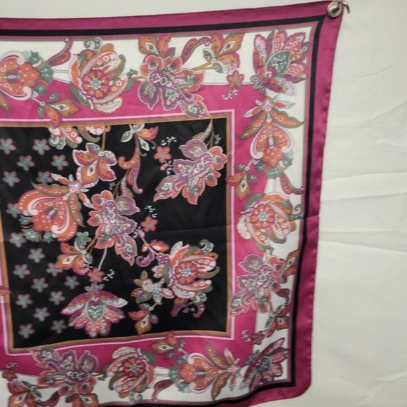 VINTAGE BIJOU BRIGITTE WINE COLORED PAISLEY PRINT LADIES SCARF - Picture 3 of 6